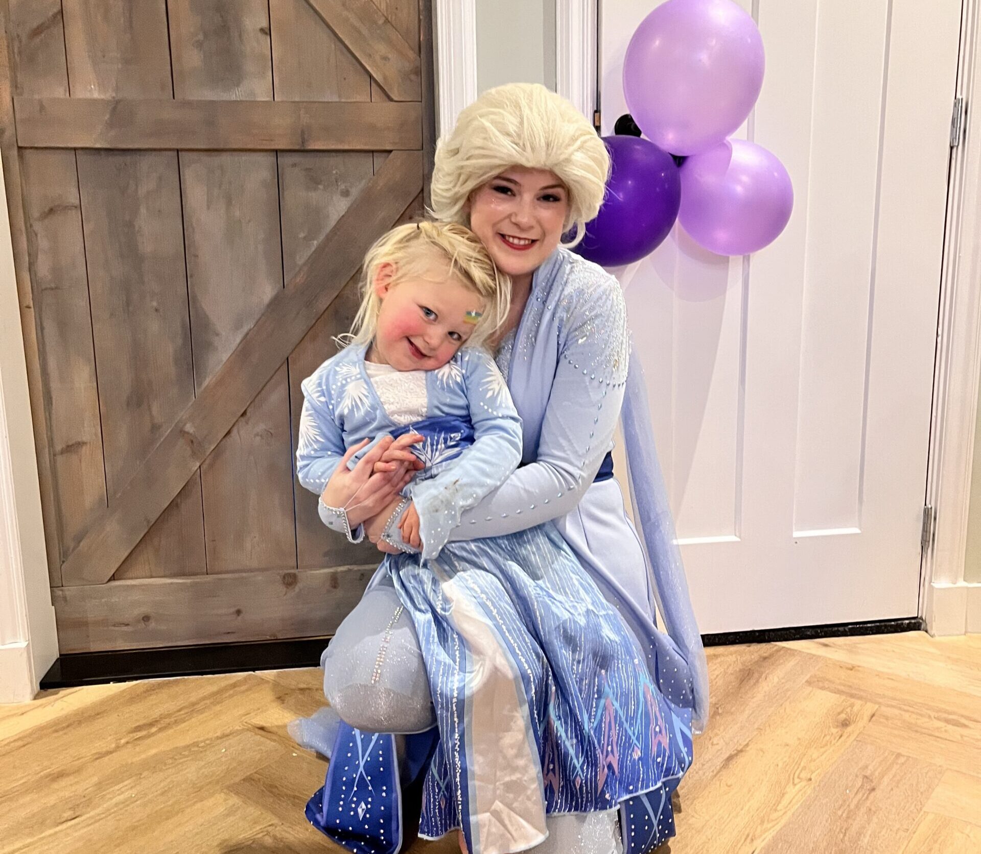 Prinses inhuren voor je kinderfeestje thuis - Elsa inhuren - Een Magisch Moment